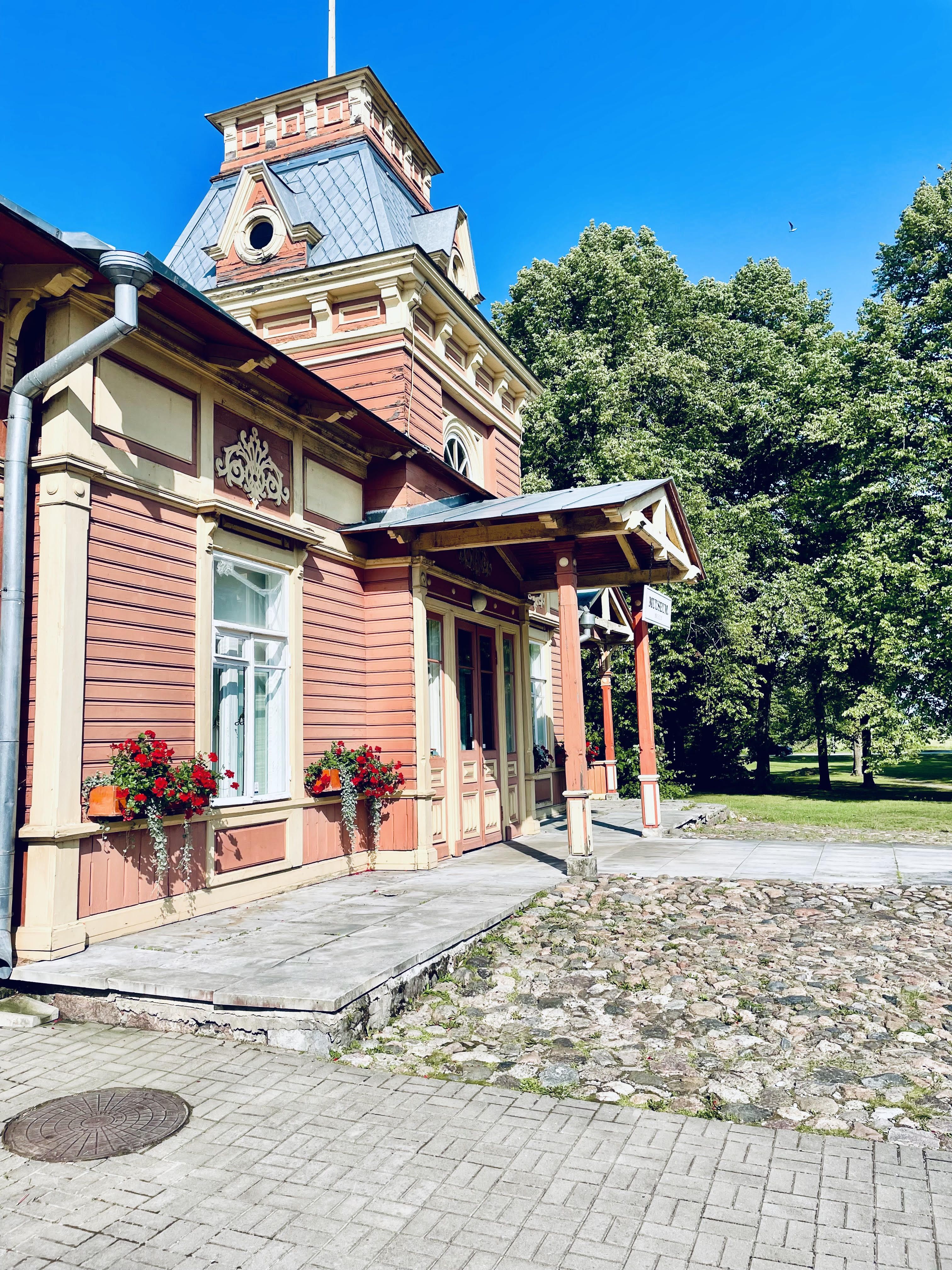 Scandinavian HOME